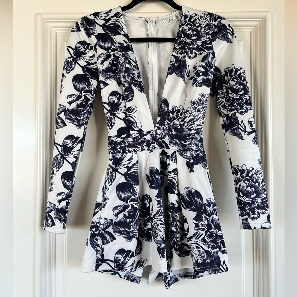 Lioness Longsleeve Floral Romper